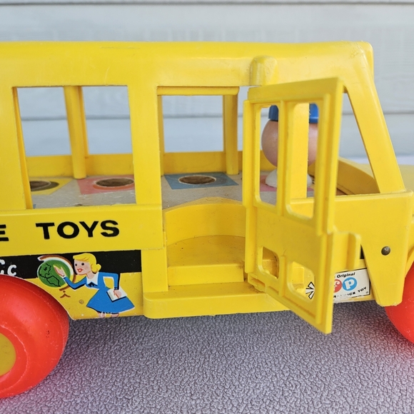 VTG Fisher Price School Bus #192 Little Peg People 1965 No Figures Wooden Bottom - Picture 8 of 10